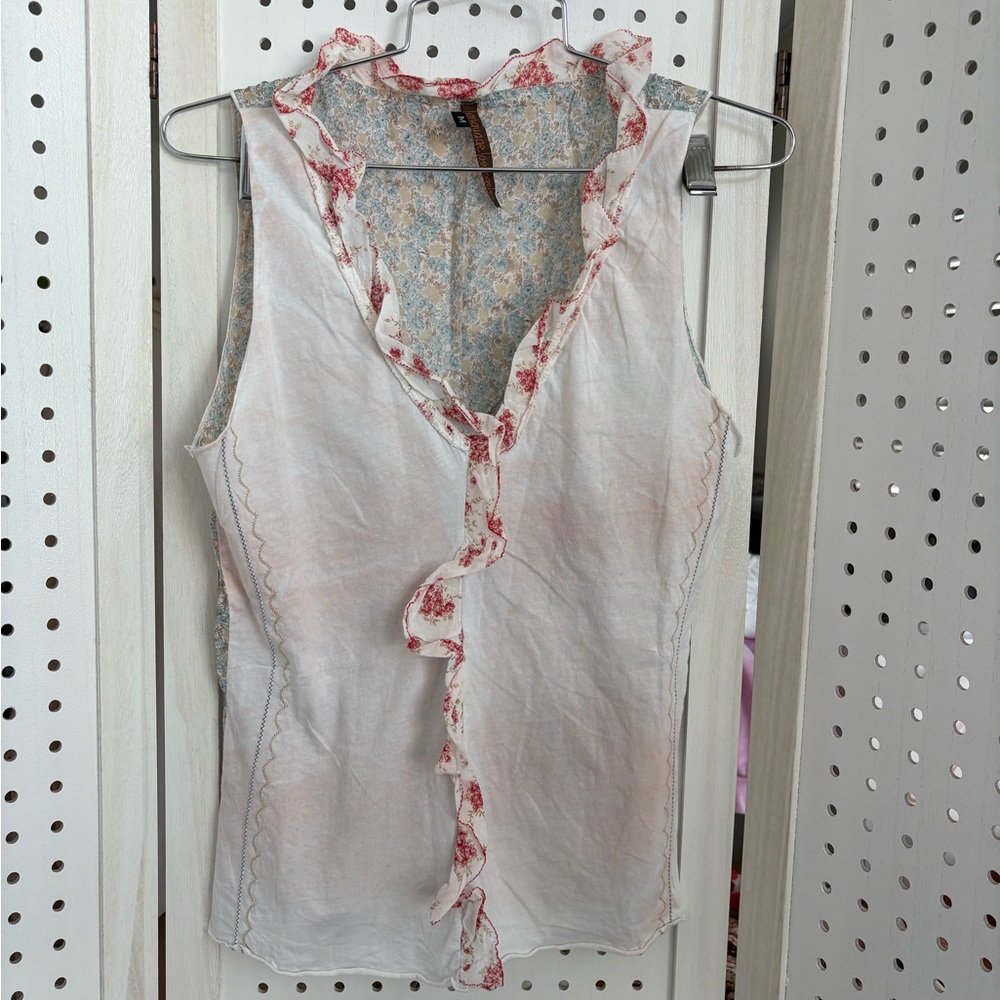 Elegant Floral Ruffle Blouse